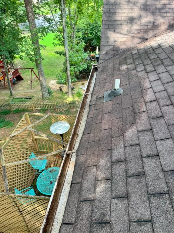 Expert Gutter Cleaning & Roof Valley Maintenance – Alpharetta & Johns Creek GA — photo 4