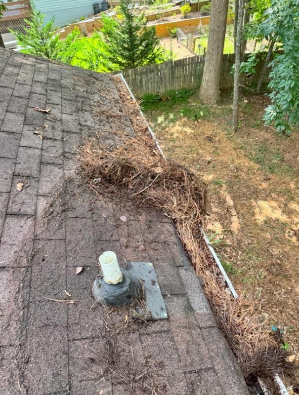 Expert Gutter Cleaning & Roof Valley Maintenance – Alpharetta & Johns Creek GA — photo 3