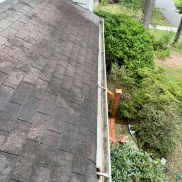 Expert Gutter Cleaning & Roof Valley Maintenance – Alpharetta & Johns Creek GA