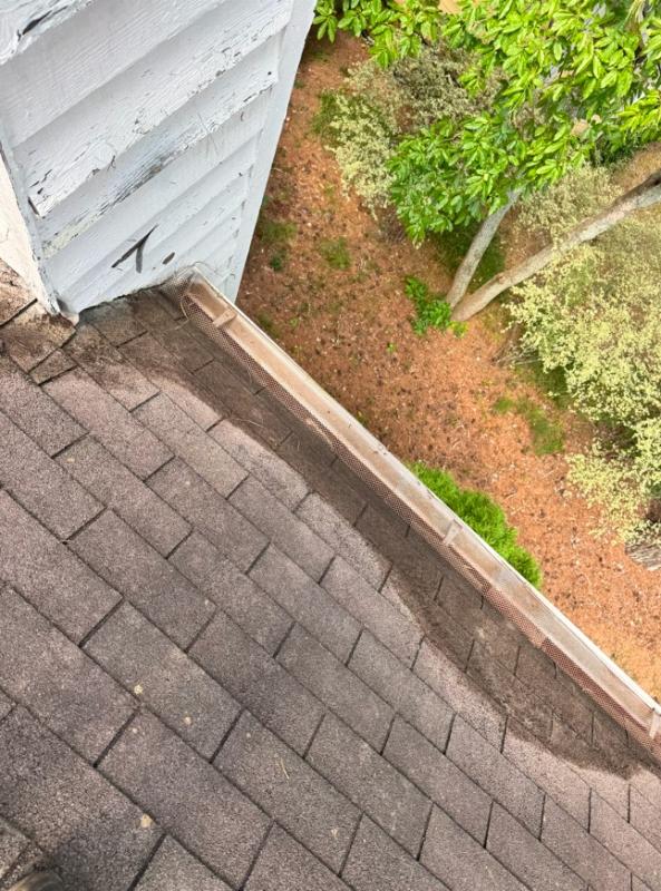 Expert Gutter Cleaning & Roof Valley Maintenance – Alpharetta & Johns Creek GA — photo 2